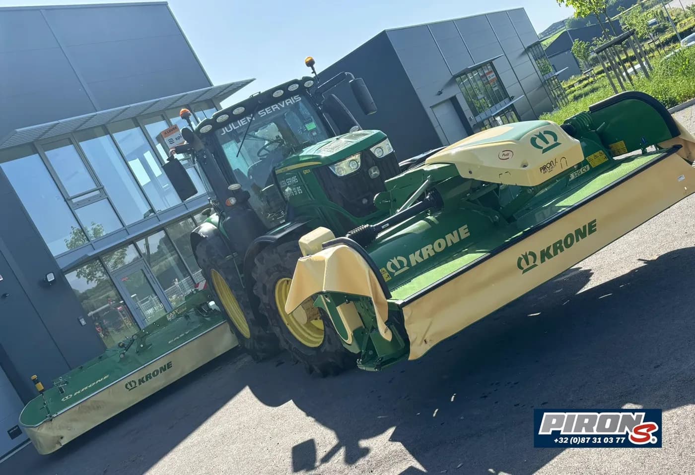 Krone EasyCut B 880 CV, F 400 CV Fold et andaineurs Vendro